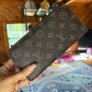 LV Ready to Ship Wallet